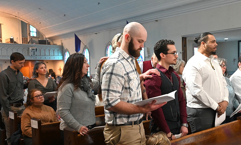 Church prepares to welcome nearly 300 new members